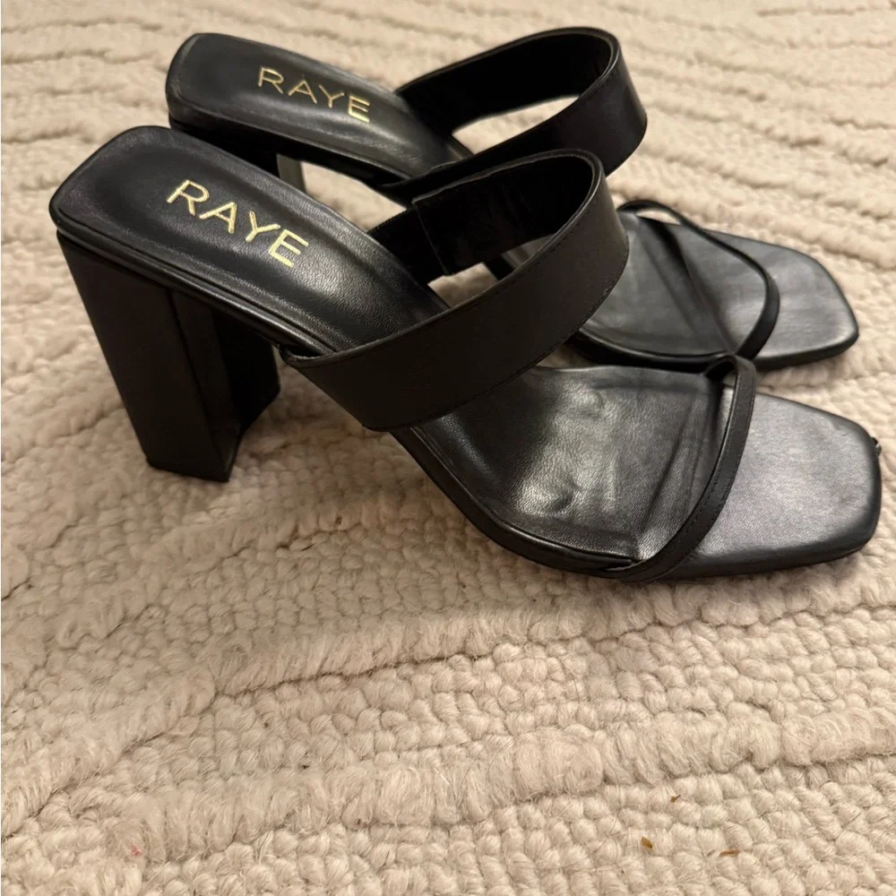 Raye Black Women's Heels Size 10 - Picture 4 of 5